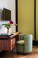 Velona's Jungle Luxury Suites