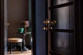 Velona's Jungle Luxury Suites