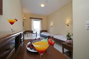 Aphrodite Hotel