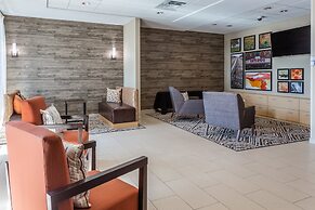 Candlewood Suites Fargo South- Medical Center, an IHG Hotel