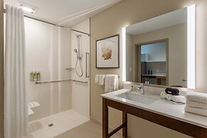 Candlewood Suites Fargo South- Medical Center by IHG