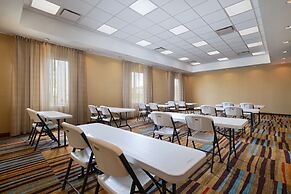 Fairfield Inn & Suites Lincoln Airport