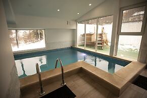 Atrium Panoramic Hotel & Spa