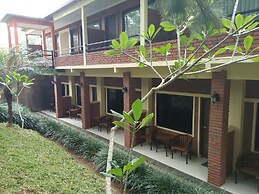 Bukit Alamanda Resort & Resto