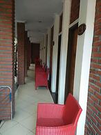 Bukit Alamanda Resort & Resto