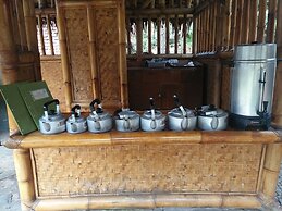 Bukit Alamanda Resort & Resto