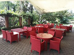 Bukit Alamanda Resort & Resto