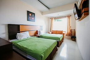 Bukit Alamanda Resort & Resto