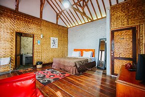 Bukit Alamanda Resort & Resto