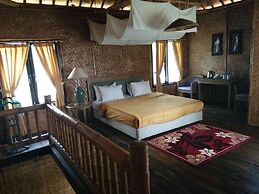 Bukit Alamanda Resort & Resto