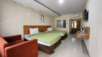 Bukit Alamanda Resort & Resto