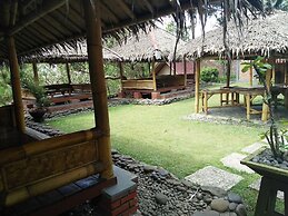 Bukit Alamanda Resort & Resto