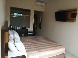 Bukit Alamanda Resort & Resto