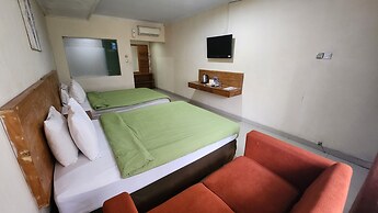 Bukit Alamanda Resort & Resto