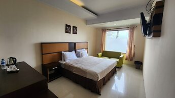 Bukit Alamanda Resort & Resto