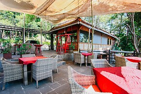 Bukit Alamanda Resort & Resto