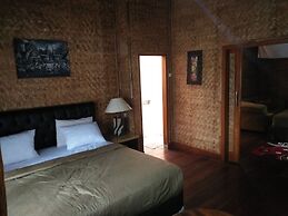 Bukit Alamanda Resort & Resto