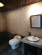 Bukit Alamanda Resort & Resto