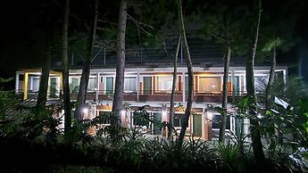 Bukit Alamanda Resort & Resto