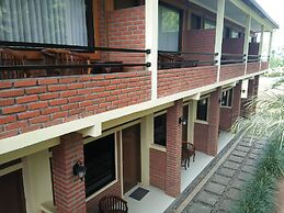 Bukit Alamanda Resort & Resto