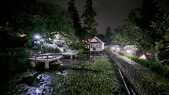 Bukit Alamanda Resort & Resto