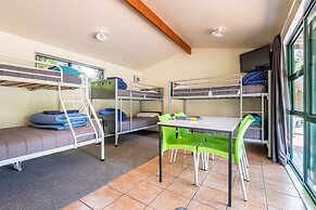 Blue Lake Top 10 Holiday Park