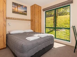 Blue Lake Top 10 Holiday Park