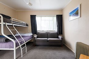 Blue Lake Top 10 Holiday Park