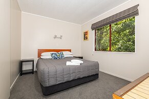 Blue Lake Top 10 Holiday Park