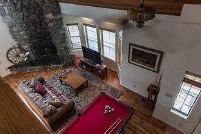 Inside Yosemite Mountain Beauty