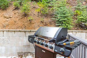 Inside Yosemite Sierra Blossom