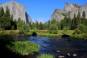 Inside Yosemite Upper Cascades