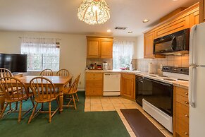 Inside Yosemite Spring Wonderland