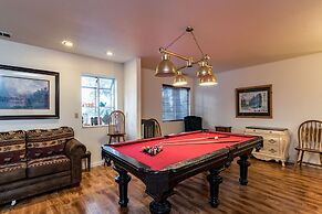 Inside Yosemite Spring Wonderland