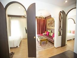 The Grand Morocc Hotel