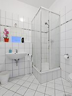 City Park Apartment 21