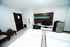 Central place serviced apartment 1