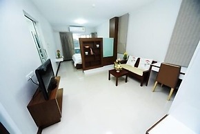 Central place serviced apartment 1