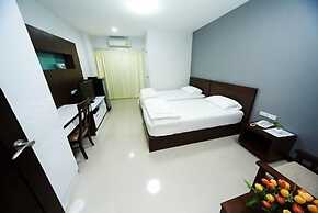 Central place serviced apartment 1