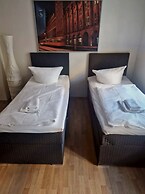 City Park Apartments Ludi