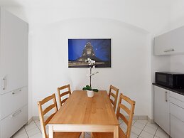 City Park Apartments Ludi