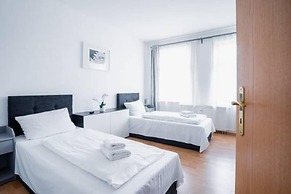 City Park Apartments Ludi