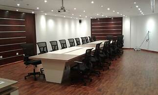 Golden Garden Al Corniche Hotel