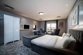 Golden Garden Al Corniche Hotel