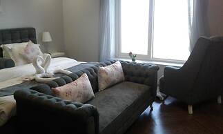 Golden Garden Al Corniche Hotel