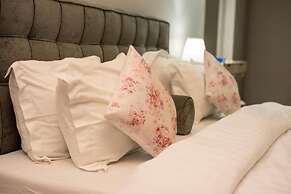 Golden Garden Al Corniche Hotel