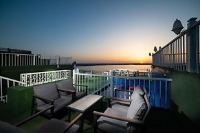 Golden Garden Al Corniche Hotel