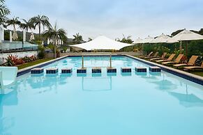 First Group Breakers Resort