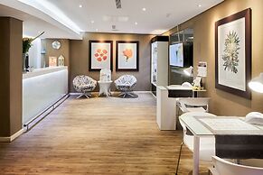 First Group Breakers Resort