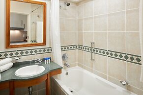 First Group Breakers Resort